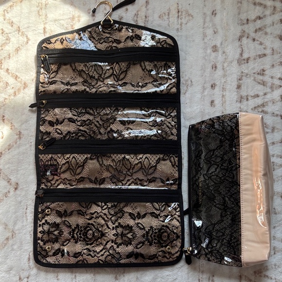 Victoria's Secret Leopard Print Cosmetic Case - Picture 5 of 6